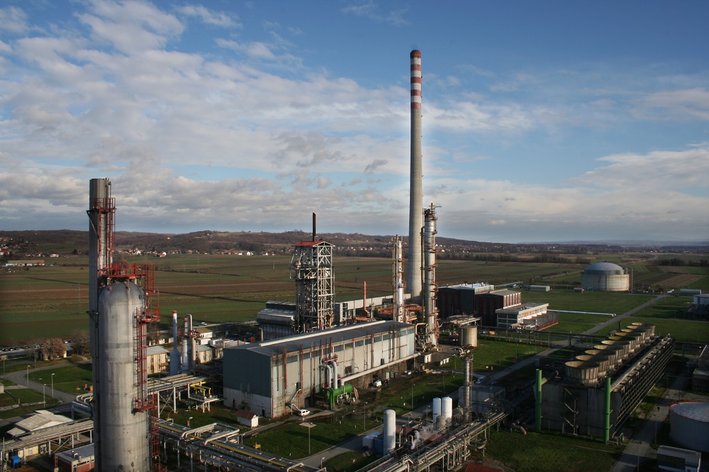 Pogon Petrokemije u Kutini, arhivski pogled na tvornički kompleks