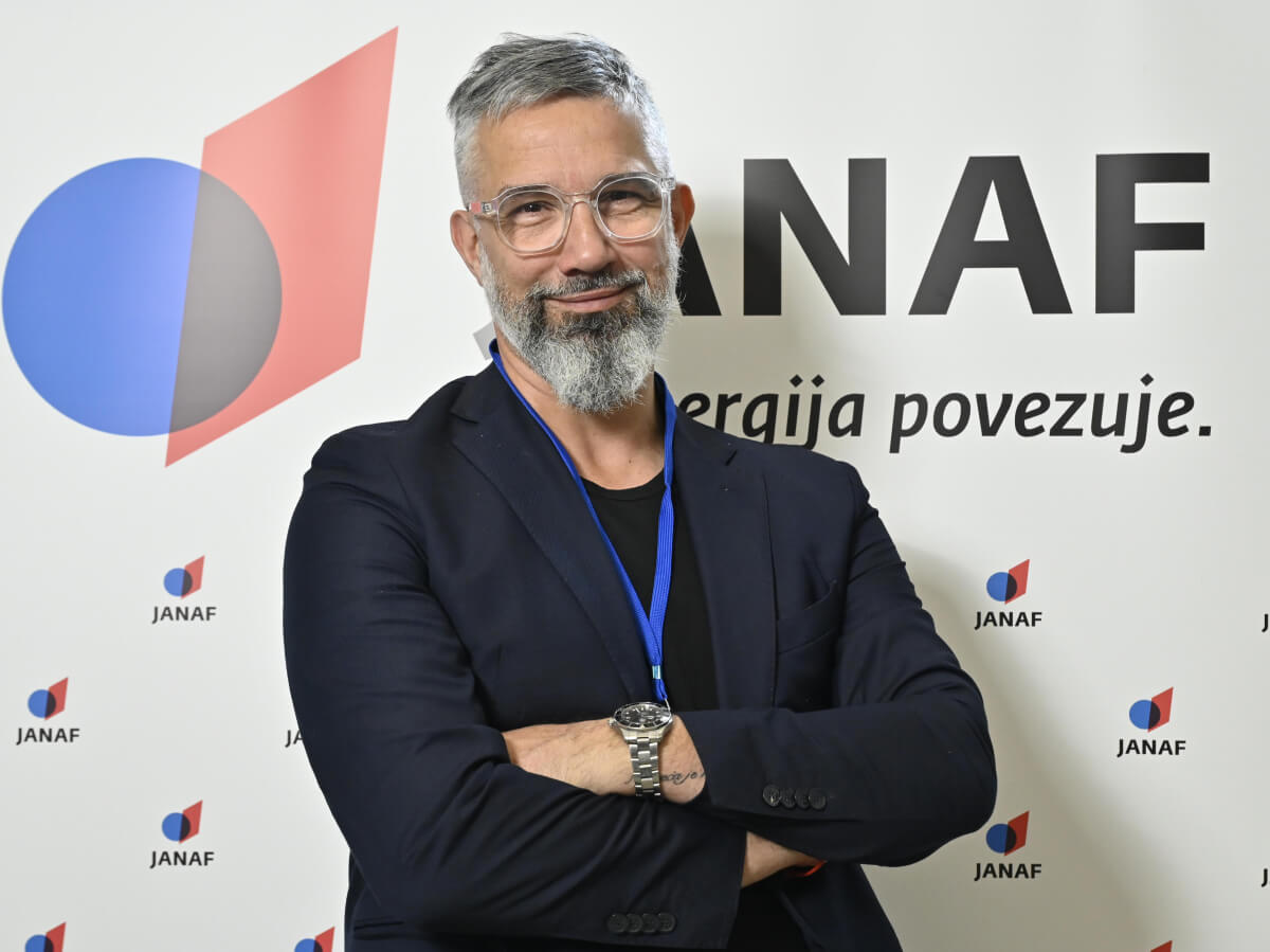 Poslovni portret Vladislava Veselice u okruženju JANAF-a